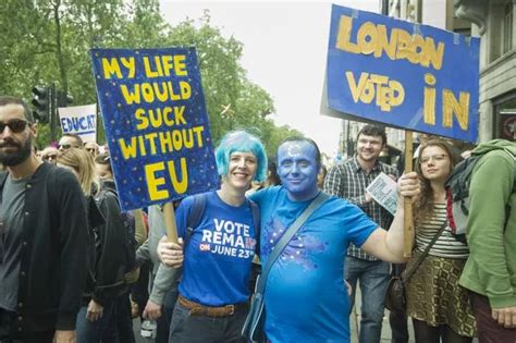 the best baguettes signs and banners from the march for europe brexit protest in london