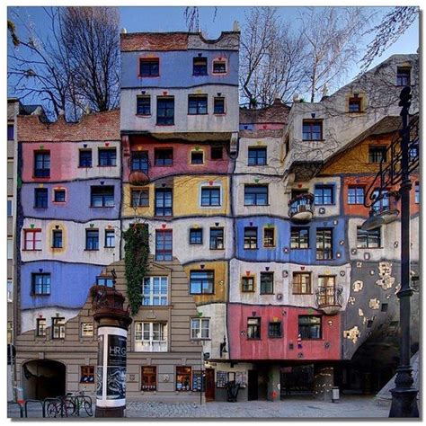 Don't miss out on great deals for things to do on your trip to. Hundertwasserhaus, Vienna (con immagini) | Viaggi
