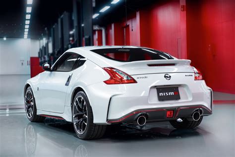 2015 Nissan 370z Nismo Gets Looks And 7 Speed Auto Video Autoevolution