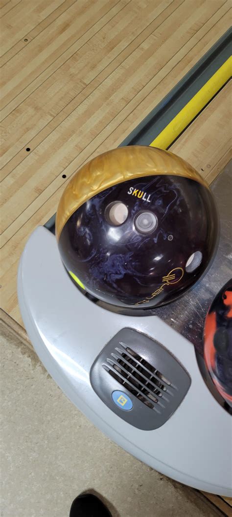 The Funniest Bowling Video You'll Ever See (LaraJuicyTV)