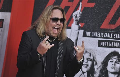 Vince Neil Keeps Mötley Crües Legacy Alive With Solo Tour The