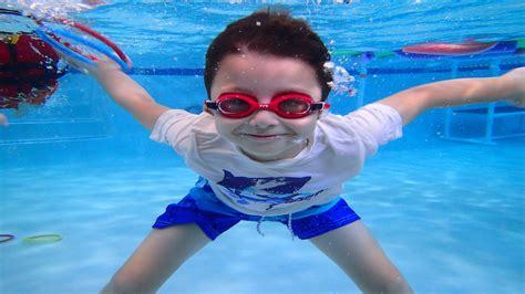 Swim Lessons In Winchester Natick Ma Little Flippers Swim School