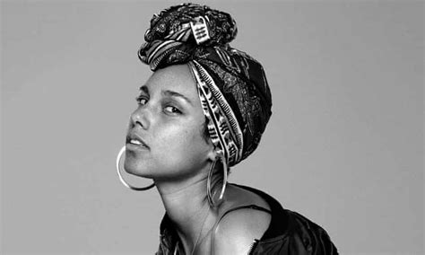 Why Alicia Keys Nomakeup Look Is Not Quite As ‘real As It Seems