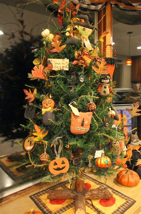 This link is to an external site that may or may not meet accessibility guidelines. ~Ohio Thoughts~: Fall Decorated Christmas Tree