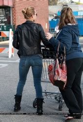 Hayden Panettiere In Tight Jeans Leaving Whole Foods In Hollywood Hawtcelebs