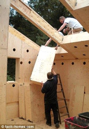 While self build is more popular in places with masses of space like austria, belgium and scandinavia, around 12,000 self build homes are completed in the uk each year. A real DIY job! The flatpack house you can build yourself ...