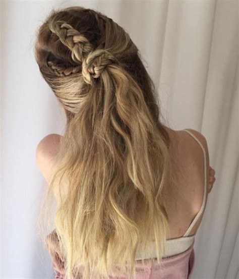 20 Inspiring Beach Hair Ideas For Beautiful Vacation Braided Hairstyles Easy Beach Hair Easy