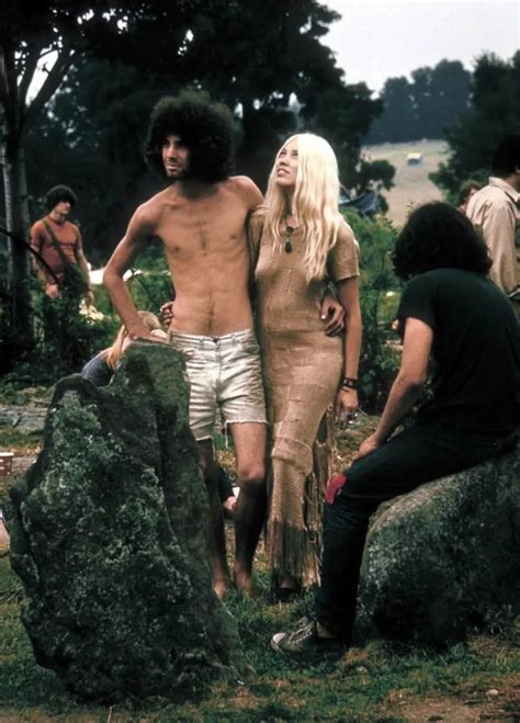 15 Vintage Woodstock Photographs Of Women That Show Origins Of Today S