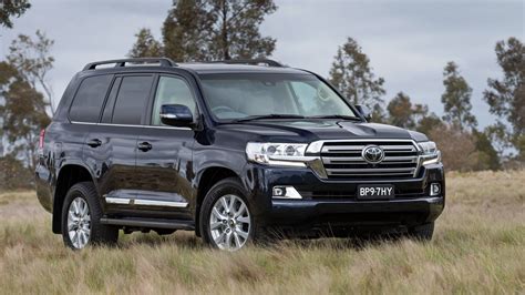 2016 Toyota Land Cruiser Preview Video
