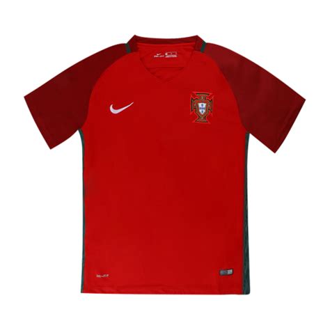 לוח המשחקים, התוצאות והטבלאות המתעדכנות של יורו 2020. נבחרת פורטוגל חולצת בית יורו 2020 - Fan Home