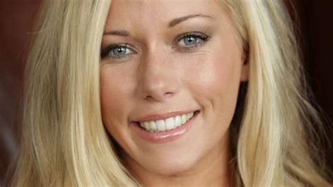 Ex Playmate Kendra Wilkinson ‘made 600000 In Six Months Stripping Au — Australias