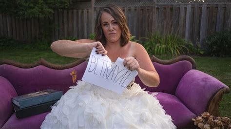it s ok to choose you why women are celebrating divorce with photo sessions cbc news