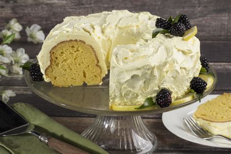 Fluffy, yummy, colorful, and delicious! Lemon Cake | EverydayDiabeticRecipes.com