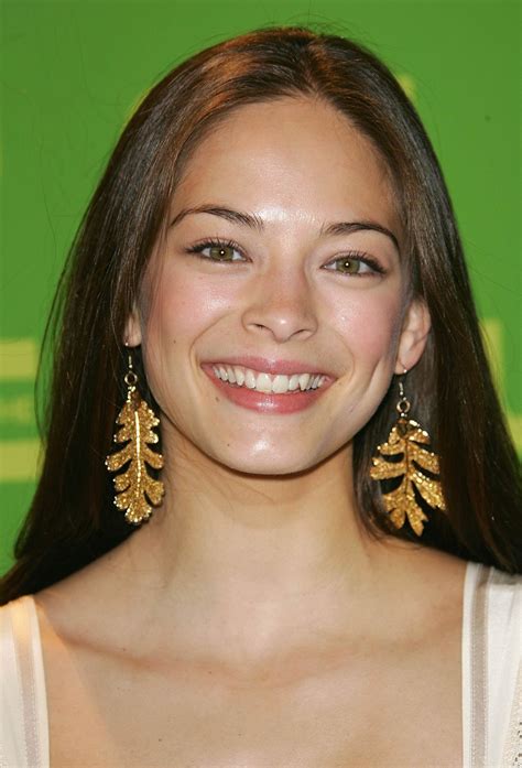 Kristin Kreuk The Cw Kristin Kreuk Smallville Kristen Kreuk Glam