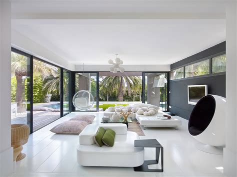 Sleek Living Room Decor Interior Design Ideas