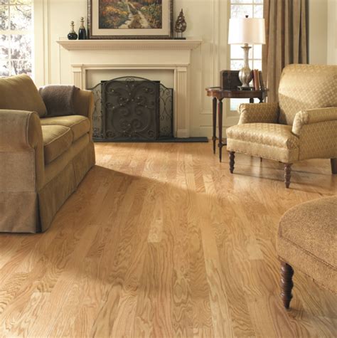 Laminate flooring and engineered hardwood are like close relatives in a family. LM Flooring, LM Hardwood Floors | Discount L&M Wood