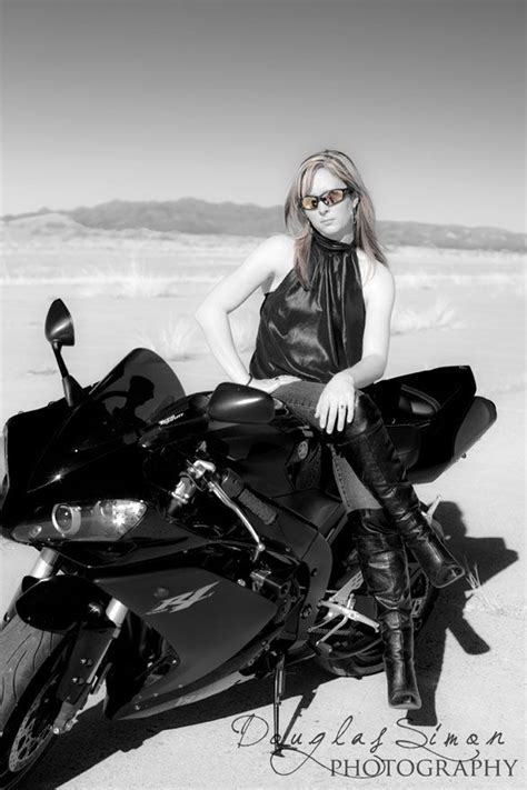 Pin By Dane King On Poses Motorcycle Cars And Motorcycles Photography
