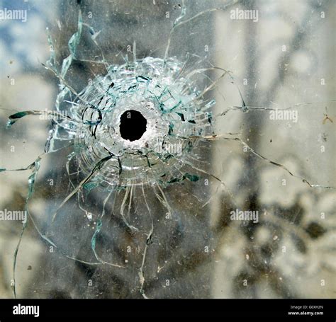 Bullet Hole Glass Hi Res Stock Photography And Images Alamy
