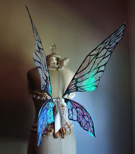Fairy Wings Costume のベストアイデア 25 選｜pinterest のおすすめ 妖精の羽、diy 妖精の羽、フェアリー