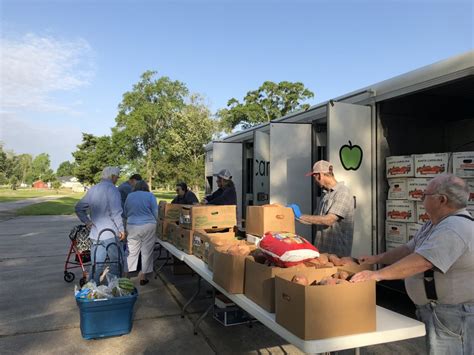 Volunteers must be at least 6 years old & supervised by parent or guardian throughout the shift. Houston Food Bank Truck - Liberty Church of Christ