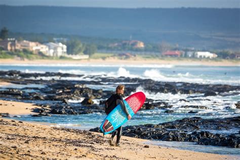 27 Unmissable Surfing Spots Around The World Tourscanner