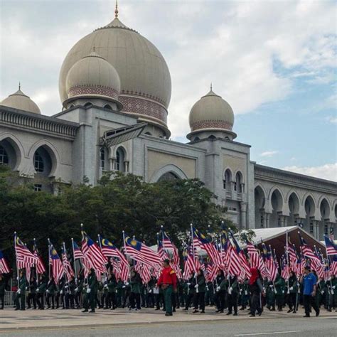 Sayangi Malaysiaku Tema Hari Kemerdekaan Ke 61 Malaysia