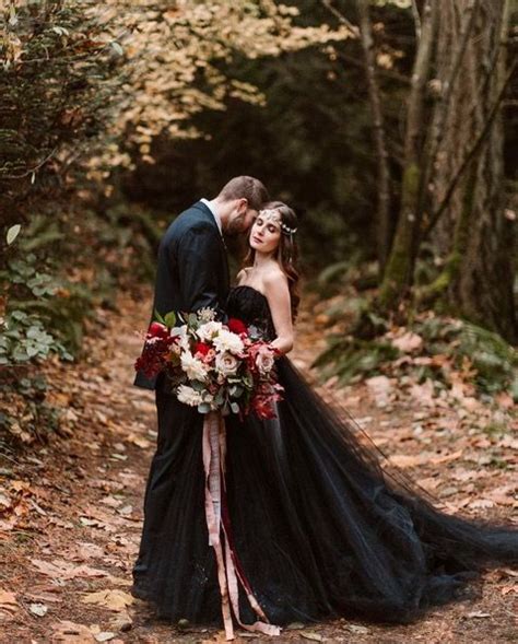 Download in under 30 seconds. 21 wedding dresses for girls who only wear black