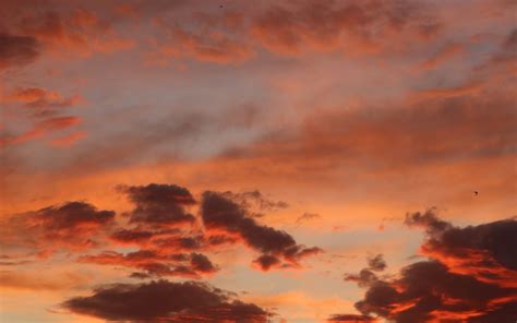 Download Wallpaper 3840x2400 Clouds Sky Sunset Pink Beautiful 4k