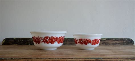 Set Of Hazel Atlas Milk Glass Bowls With Strawberry Pattern Etsy