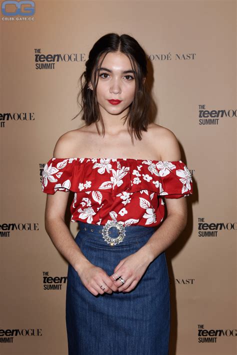 Rowan Blanchard Nackt Nacktbilder Playboy Nacktfotos Fakes Oben Ohne