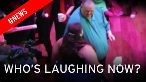 Fat Shamed Dancing Man Gets Own Back On Internet Trolls By Twerking