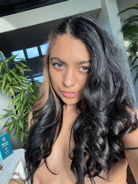 TW Pornstars - 1 pic. TheStartOfUs. Twitter. Happy Hump Day 💕. 12:40 AM
