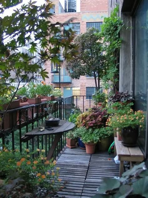 Having A Peaceful Balcony Atmosphere With These 10 Greenery Ideas