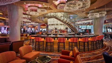 The Chandelier Las Vegas Bar Review Condé Nast Traveler