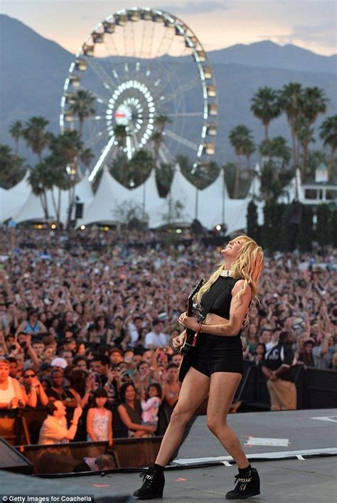 Ellie Goulding Gives Another Wild Coachella Performance Ellie