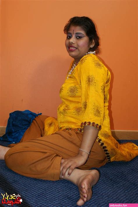 Indian Girl Panty Visible In Tight Salwar Hot Image Only Nudes Pics