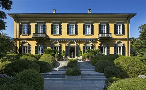 With Lake Frontage And Its Own Boat House This Italianate Villa Has