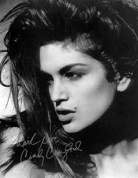 Slym Pickings Cindy Crawford Sexy To The Core
