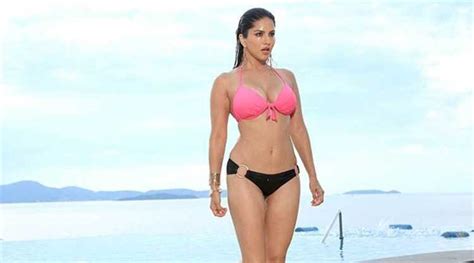 Sunny Leone Biography Age Height Figure And Net Worth Revealed