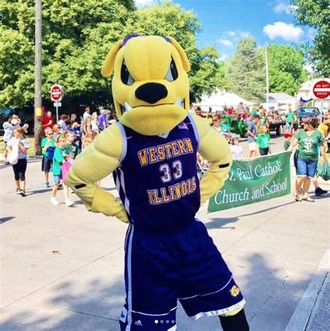 Rocky Western Illinois University Mascot At Heritage Days 2017