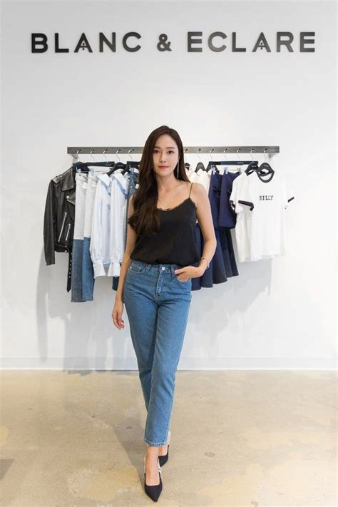 K Pop Star Jessica Jung On Her Denim Essentials Jessica Jung Fashion Jessica Jung Girls