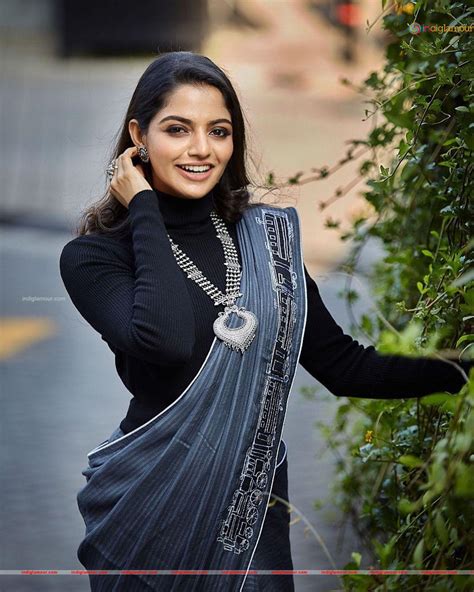 Nikhila Vimal Actress Photoimagepics And Stills 515975