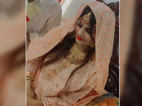 نمرہ کاظمی کیس؛ عدالت نے پسند کی شادی کرنے والی لڑکی کو بالغ قرار دے دیا ایکسپریس اردو