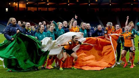 Irish Footballers Apologise For Pro Ira Chant In Changing Room After