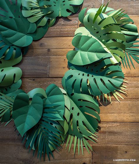 Get Your Party Sizzlin With This Tropical Paper Leaf Garland