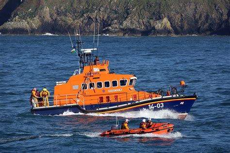 Our lifeboat crews and lifeguards need a dedicated, professional and talented team behind them. RNLI Lifeboats called to half-submerged camper-van | RNLI
