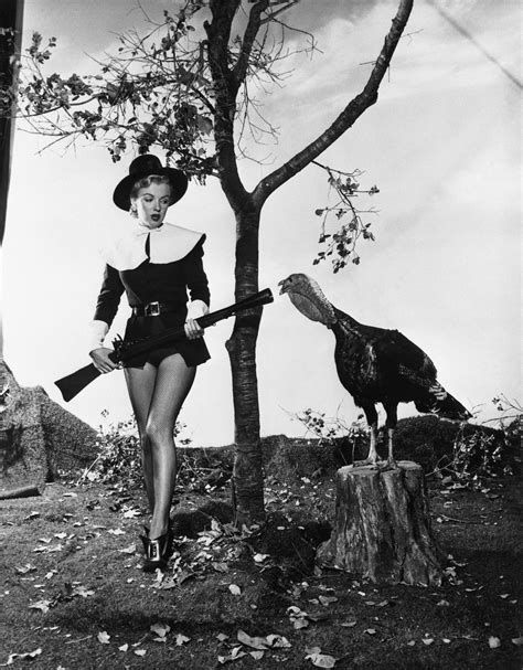 Hilarious And Bizarre Vintage Thanksgiving Pinups Vintage Everyday