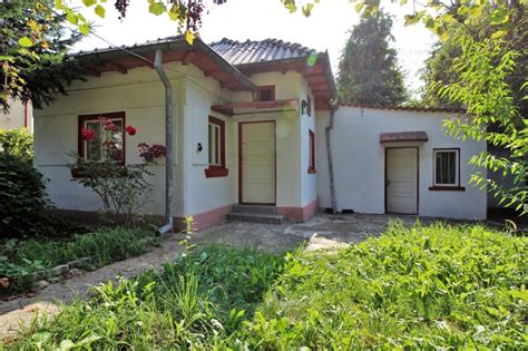 Casa De Vacanta 1350mp Teren La 10 Km De Pitesti Comuna Micesti