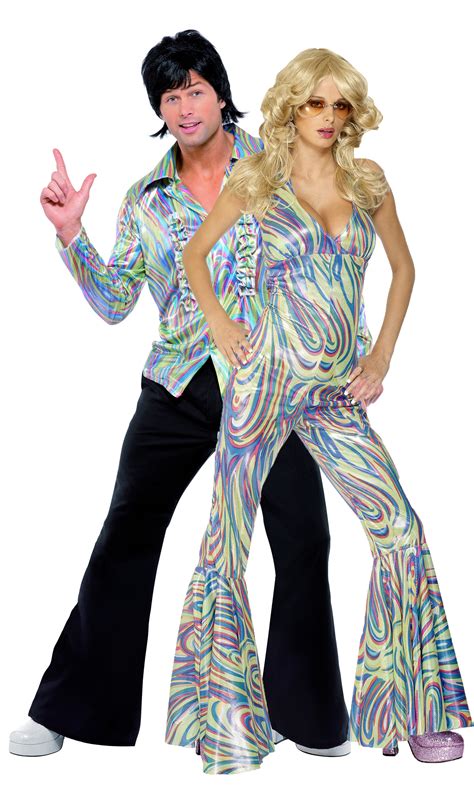 Lo stile anni 50 è perfetto se hai un fisico a clessidra, così da mettere in risalto il punto vita, valorizzato dalle gonne a vita alta o con una semplice camicetta. Costume coppia disco anni 70 per adulti: Costumi coppia,e ...