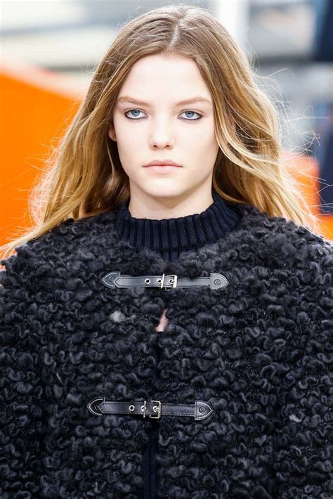 louis vuitton fall 2015 ready to wear details gallery winter 2015 fall 2015